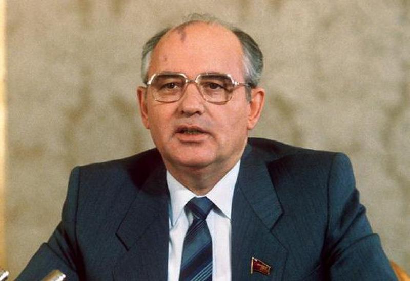 Gorbachev Mikhail Sergeevich biografi penuh